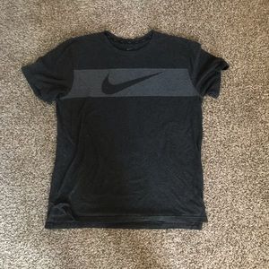 Nike Breathe Dri-Fit Workout T-Shirt Men’s Large